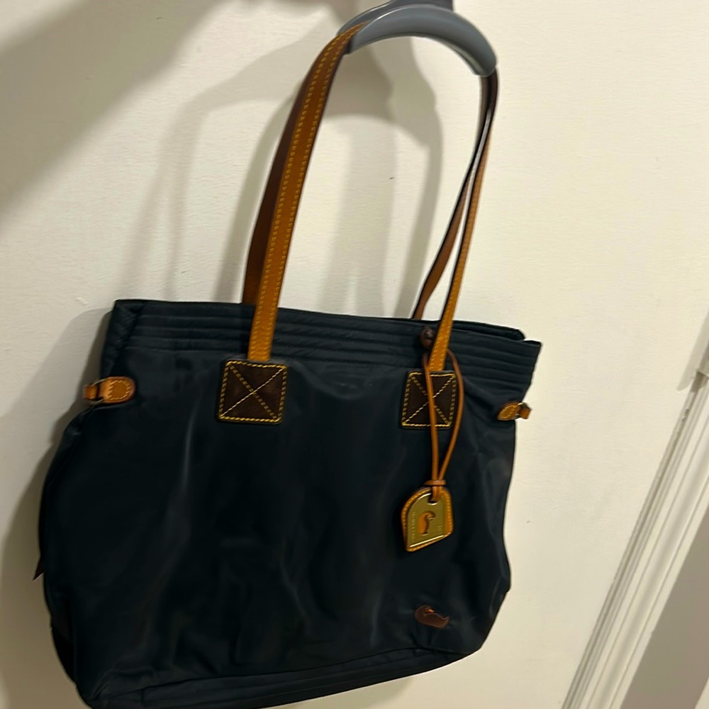 Like New Dooney and Burke Bag